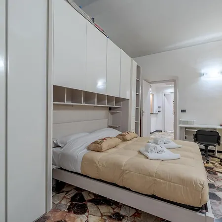 Porto Antico Functional & Roomy Flat Genoa